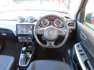 2023 Suzuki Swift - Thumbnail