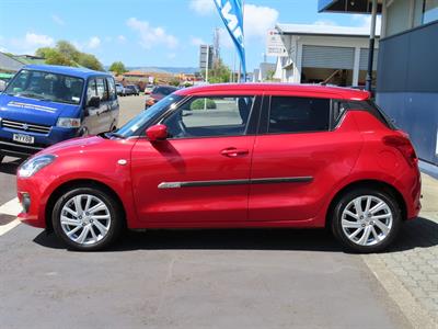 2023 Suzuki Swift - Thumbnail