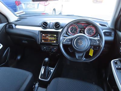 2022 Suzuki Swift - Thumbnail