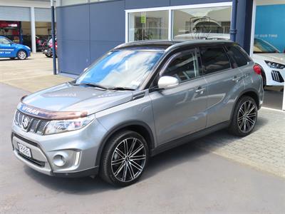 2017 Suzuki Vitara - Thumbnail