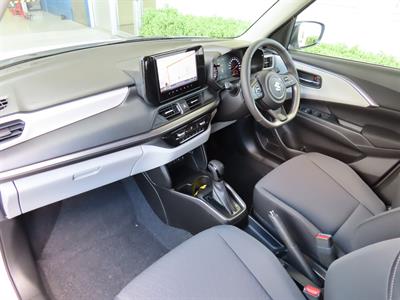 2025 Suzuki Swift - Thumbnail