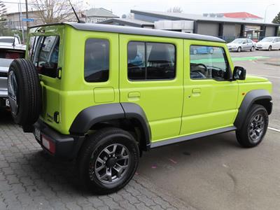 2025 Suzuki Jimny - Thumbnail