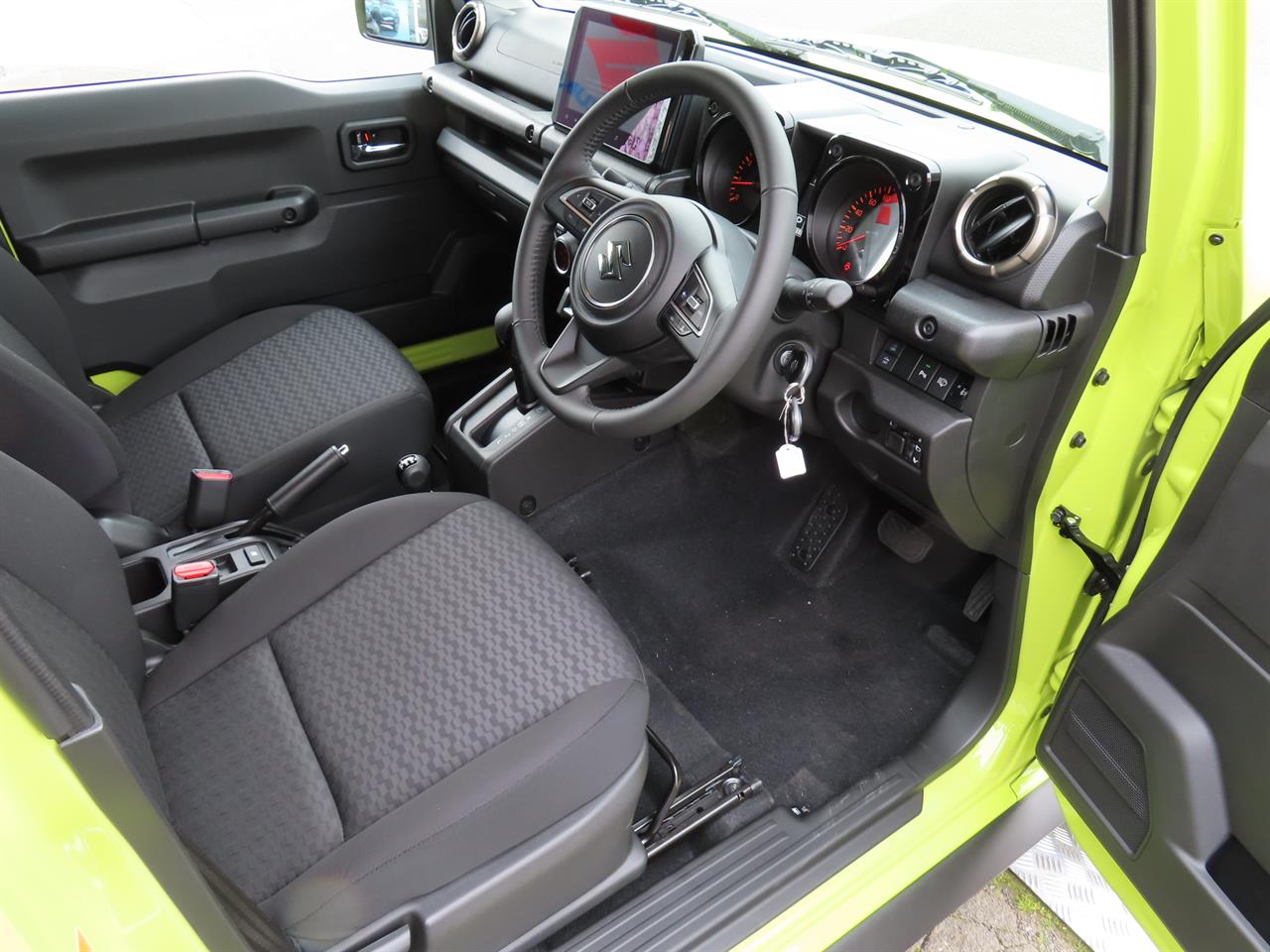 2025 Suzuki Jimny