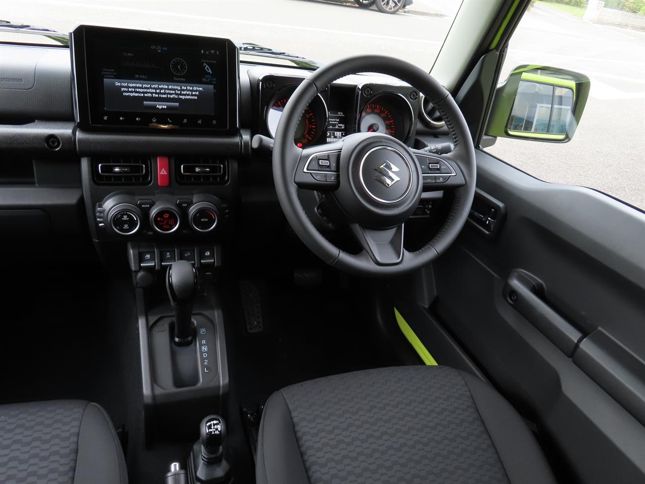 2025 Suzuki Jimny