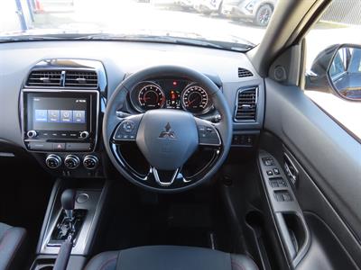2025 Mitsubishi ASX - Thumbnail