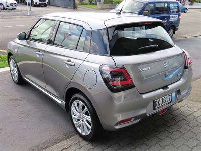 2025 Suzuki Swift - Thumbnail