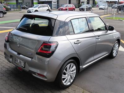 2025 Suzuki Swift - Thumbnail