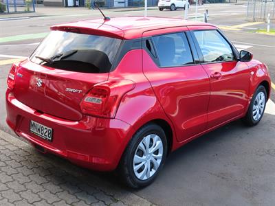 2019 Suzuki Swift - Thumbnail