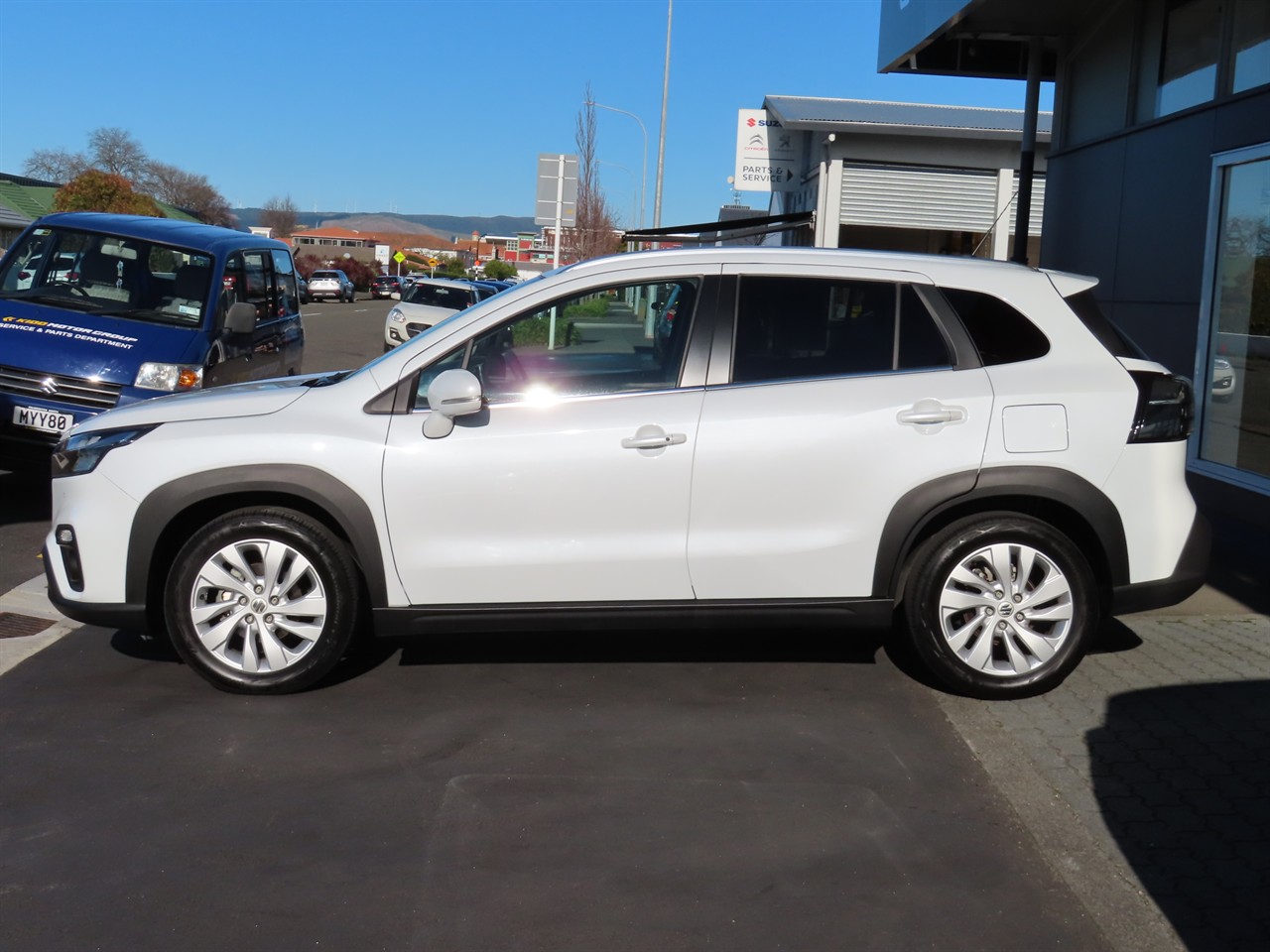 2023 Suzuki S-Cross