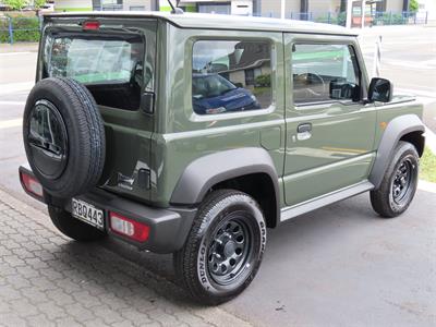 2025 Suzuki Jimny - Thumbnail