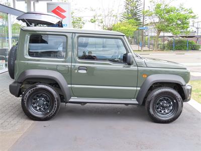 2025 Suzuki Jimny - Thumbnail