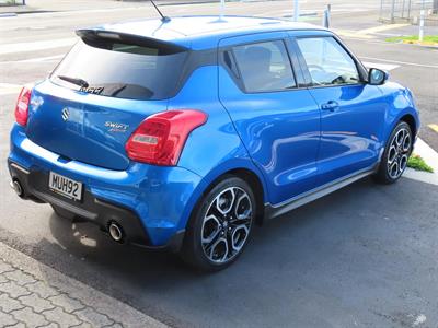 2020 Suzuki Swift - Thumbnail