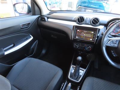 2020 Suzuki Swift - Thumbnail