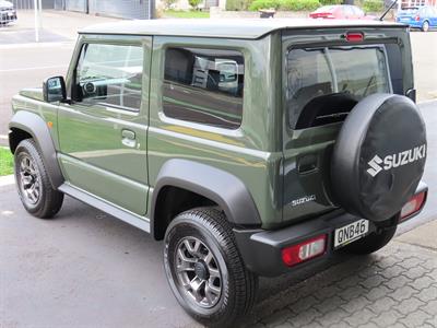 2024 Suzuki Jimny - Thumbnail