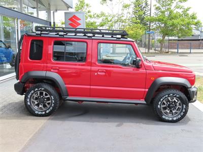 2024 Suzuki Jimny - Thumbnail