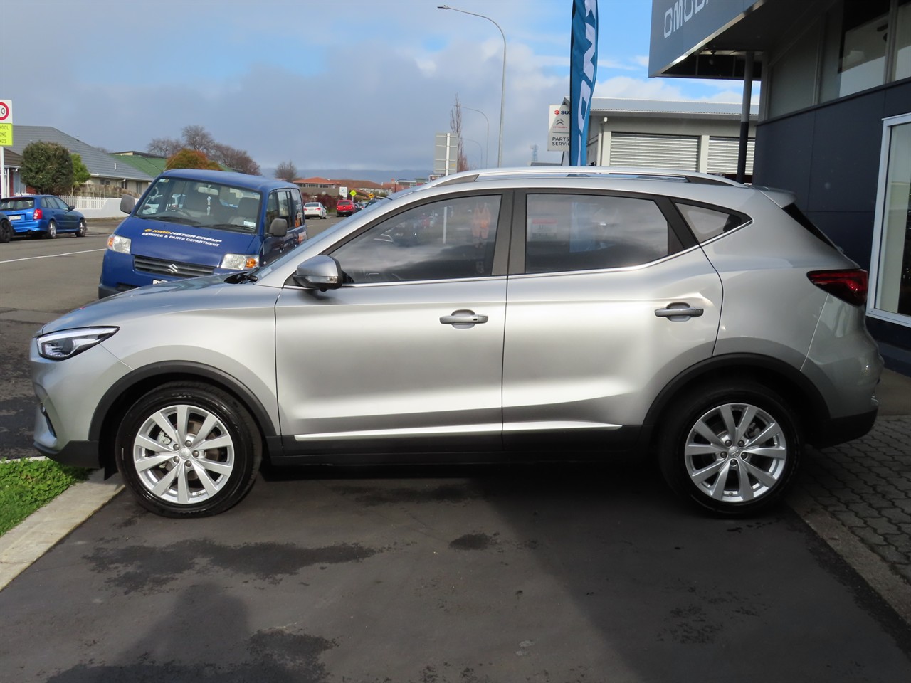 2024 MG ZS