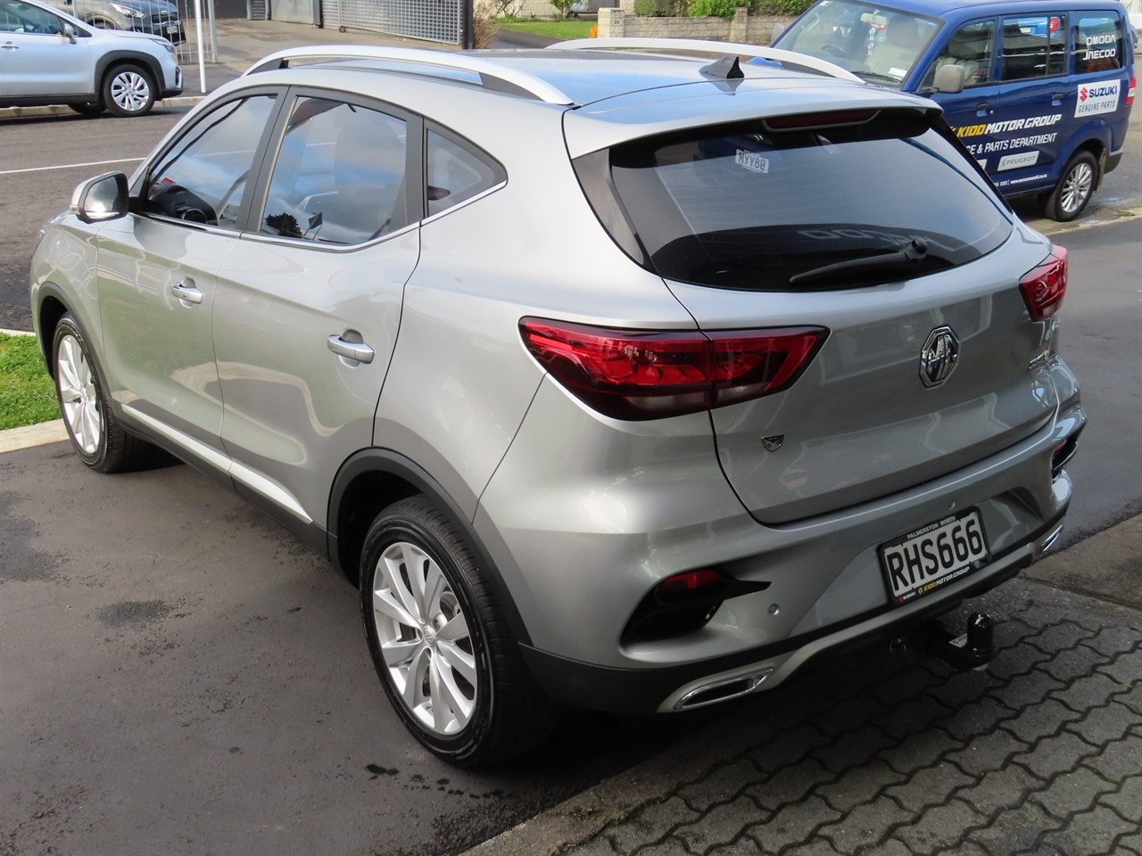 2024 MG ZS