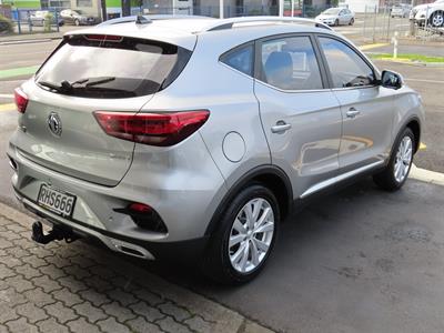 2024 MG ZS - Thumbnail