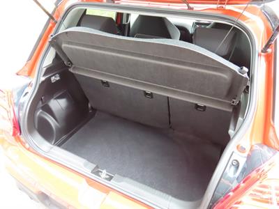 2023 Suzuki Swift - Thumbnail