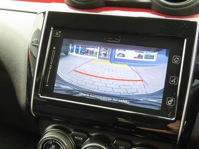 2023 Suzuki Swift - Thumbnail