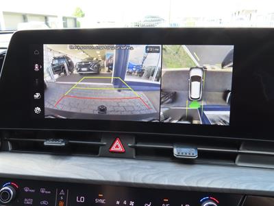 2022 Kia Sportage - Thumbnail