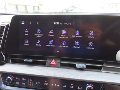 2022 Kia Sportage - Thumbnail