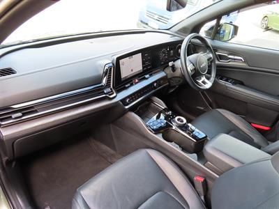 2022 Kia Sportage - Thumbnail