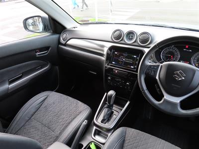 2019 Suzuki Vitara - Thumbnail