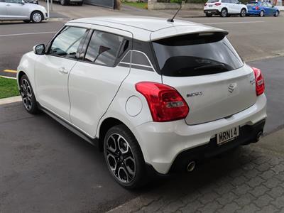 2020 Suzuki Swift - Thumbnail