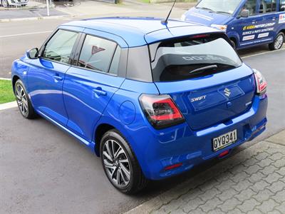 2024 Suzuki Swift - Thumbnail