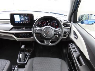 2024 Suzuki Swift - Thumbnail