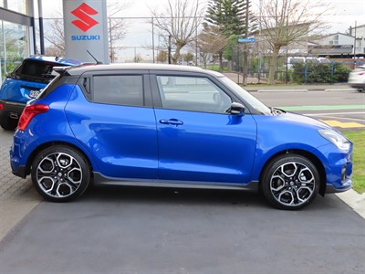 2025 Suzuki Swift - Thumbnail