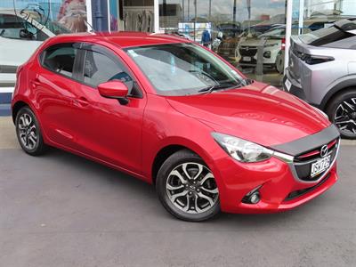 2016 Mazda 2 - Thumbnail