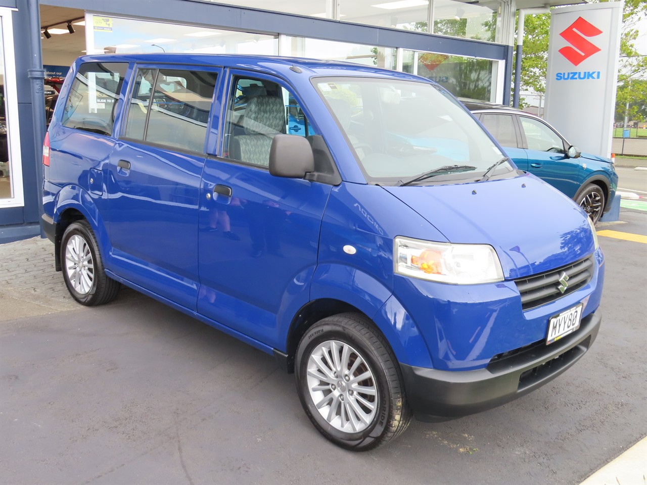 2010 Suzuki APV