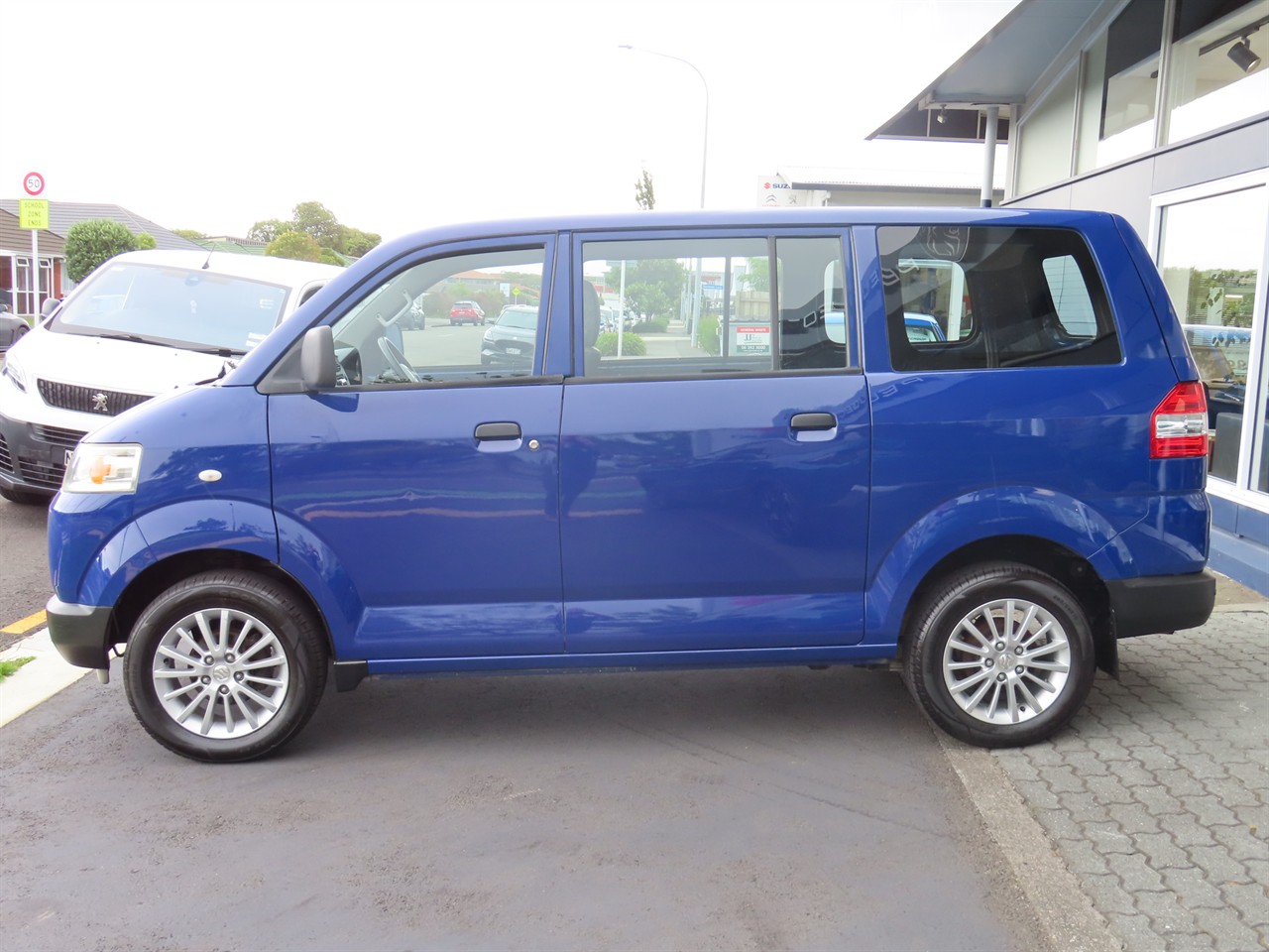 2010 Suzuki APV