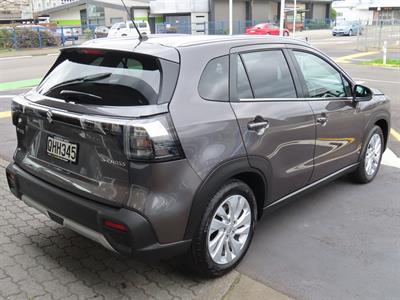 2023 Suzuki S-Cross - Thumbnail
