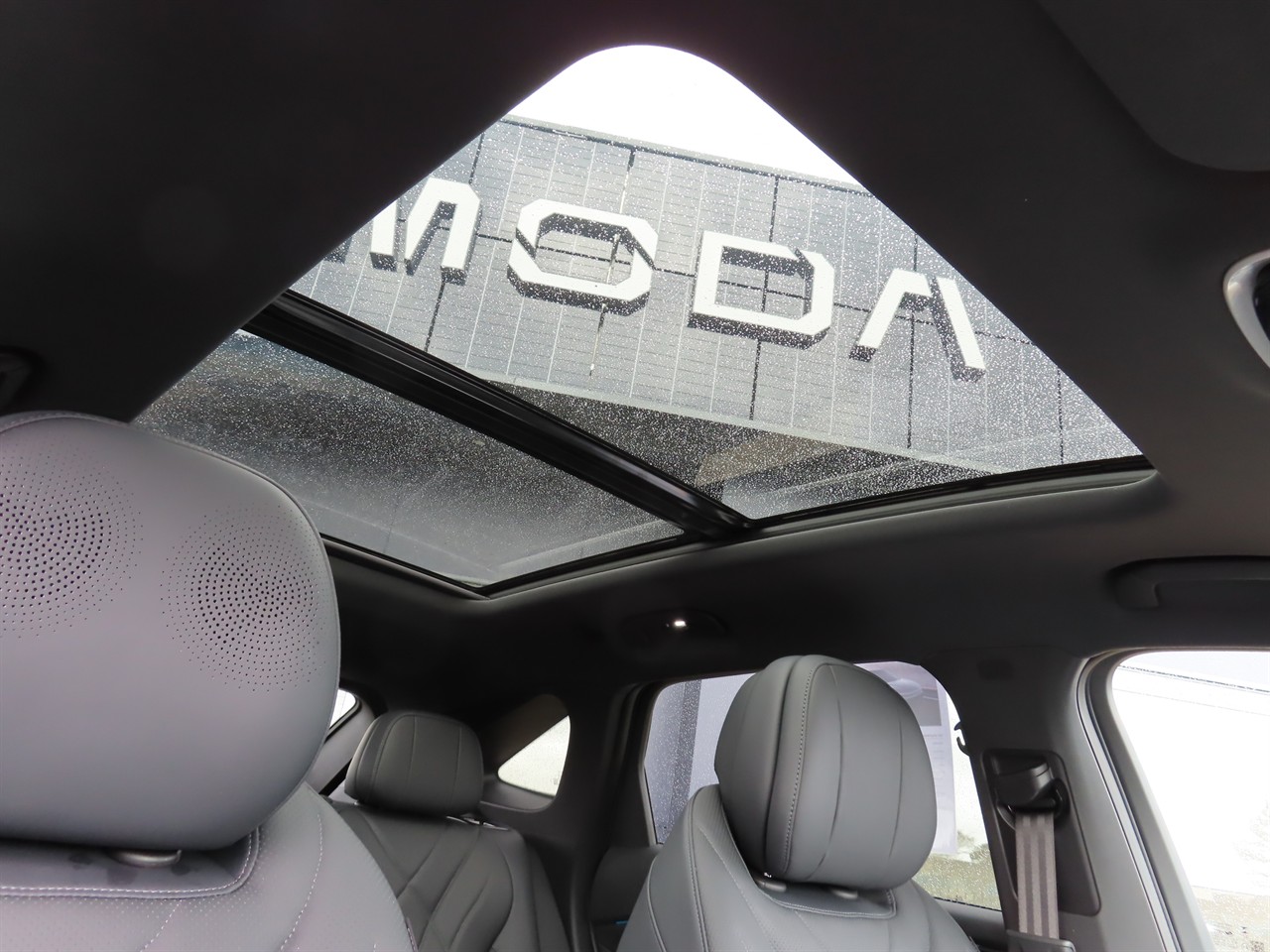 2025 Omoda 9