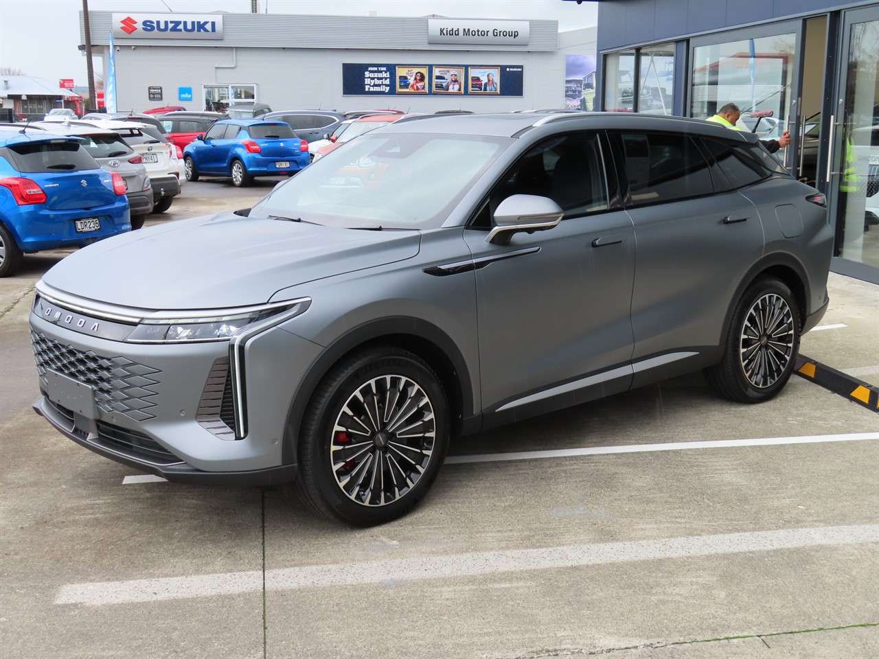 2025 Omoda 9
