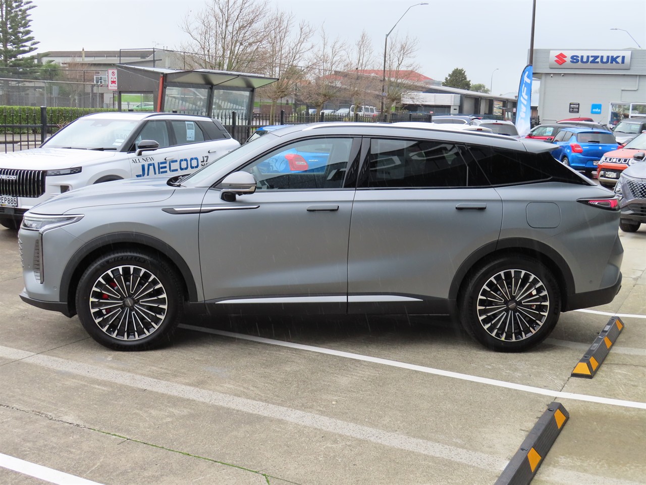 2025 Omoda 9