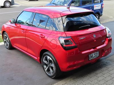 2024 Suzuki Swift - Thumbnail