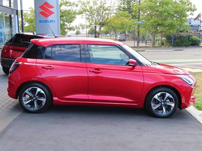 2024 Suzuki Swift - Thumbnail