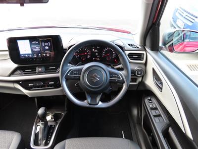 2024 Suzuki Swift - Thumbnail