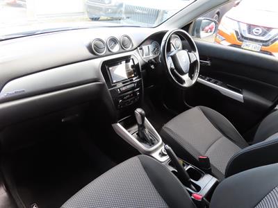 2016 Suzuki Vitara - Thumbnail