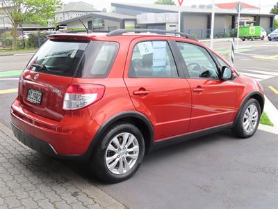 2015 Suzuki SX4 - Thumbnail