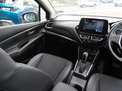 2023 Suzuki S-Cross - Thumbnail