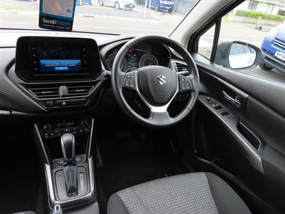 2023 Suzuki S-Cross - Thumbnail