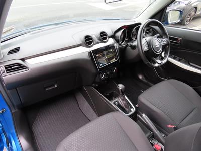 2023 Suzuki Swift - Thumbnail