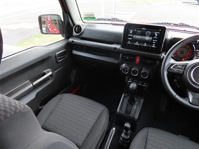 2025 Suzuki Jimny - Thumbnail