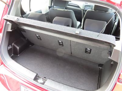 2015 Suzuki Swift - Thumbnail