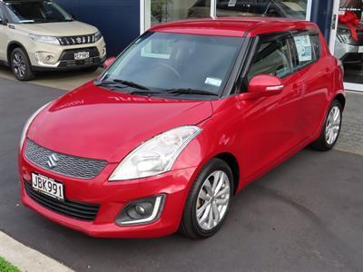 2015 Suzuki Swift - Thumbnail